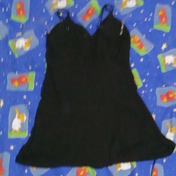 Woman Size Medium Guilty Tank Top Black - Picture 4 of 7